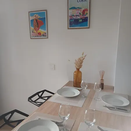 Joli T2 Proche Centre Lägenhet *